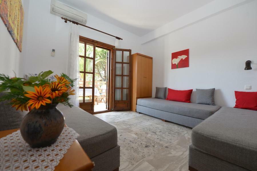 Haus Katerina Apartamento Vourvourou Exterior foto